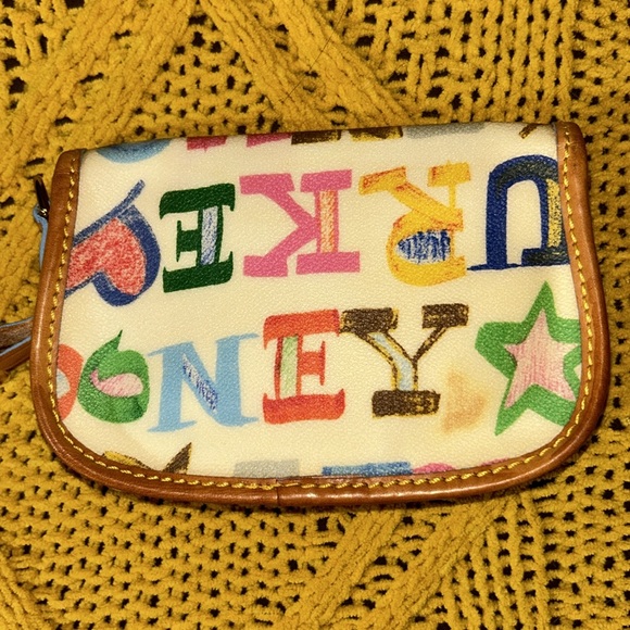 Vintage Dooney & Bourke Coated Canvas Pouch - Picture 5 of 16